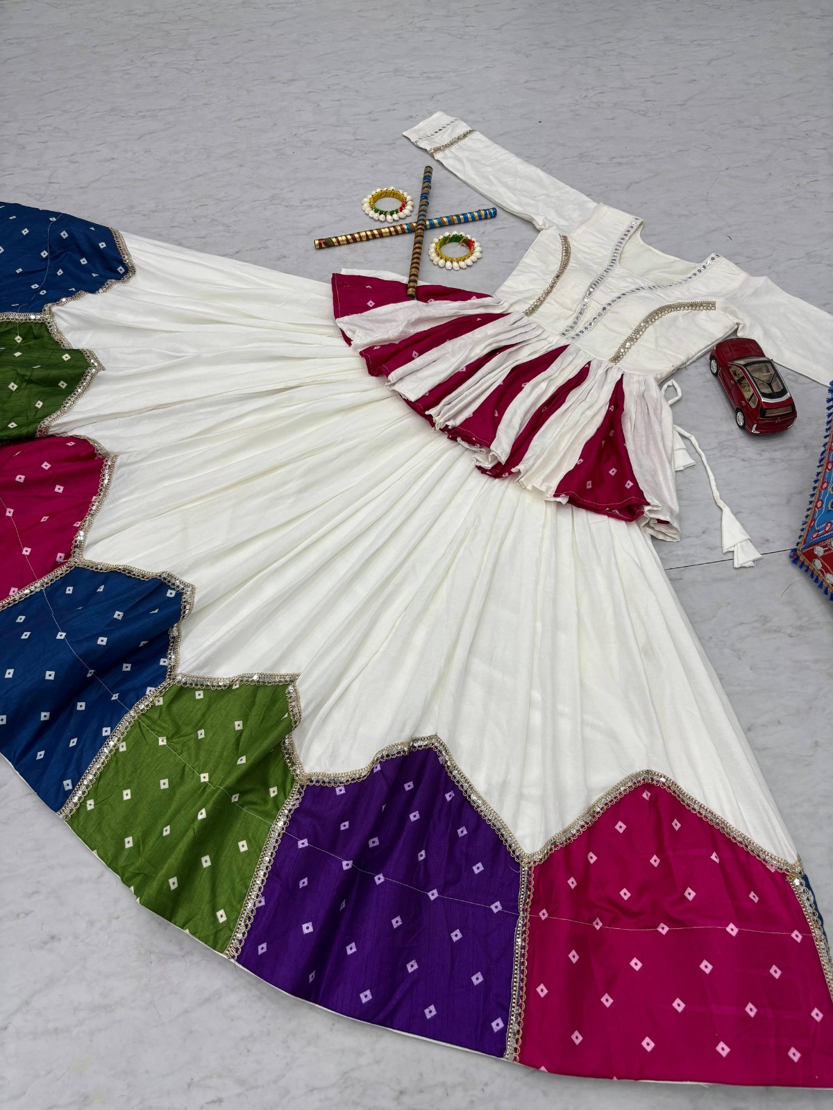 Navratri Kediyu Lehenga